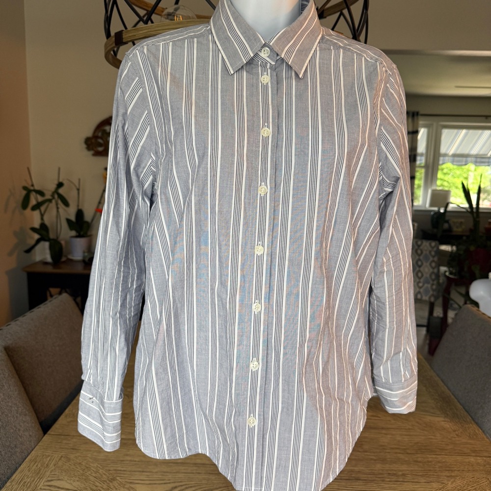 Banana Republic Blue White Striped Long Sleeve Button Down Shirt Cotton Medium